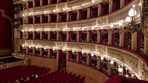 Teatro San Carlo.