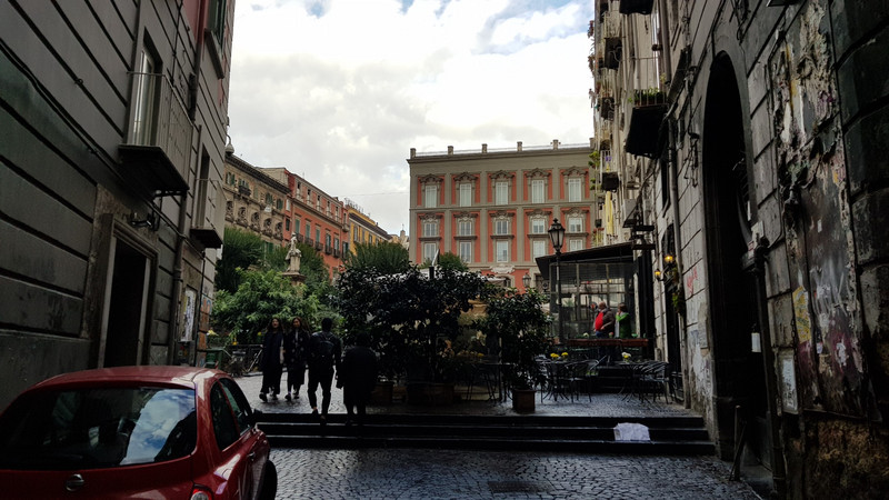 Piazza Bellini.