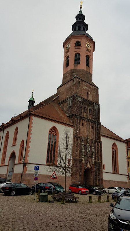 Die Stiftskirche.