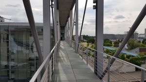Spaziergang durch die Bürogebäude des Bundestags.