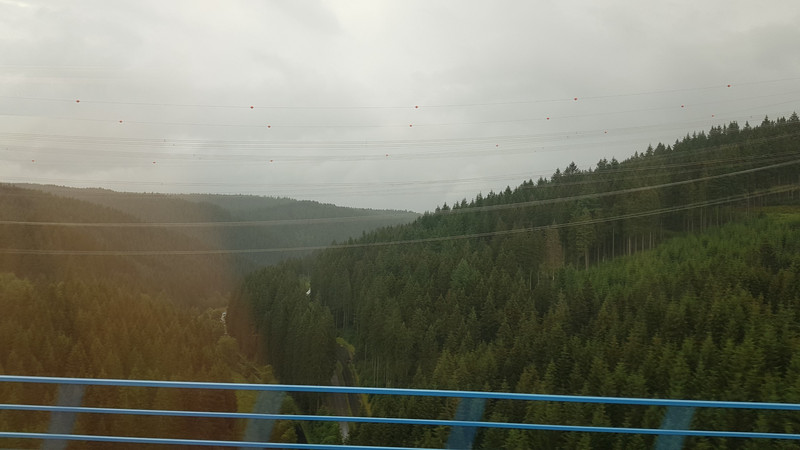 Die neue Bahnstrecke durch den Thüringer Wald ist fantastisch.