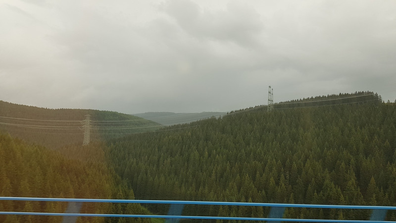 Die neue Bahnstrecke durch den Thüringer Wald ist fantastisch.
