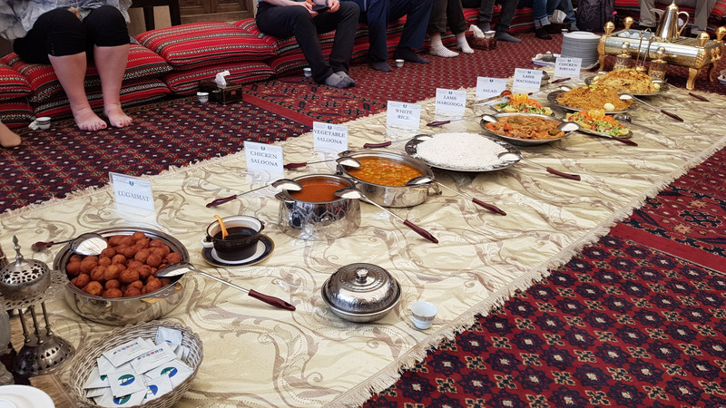 Das arabische Mittagessen.