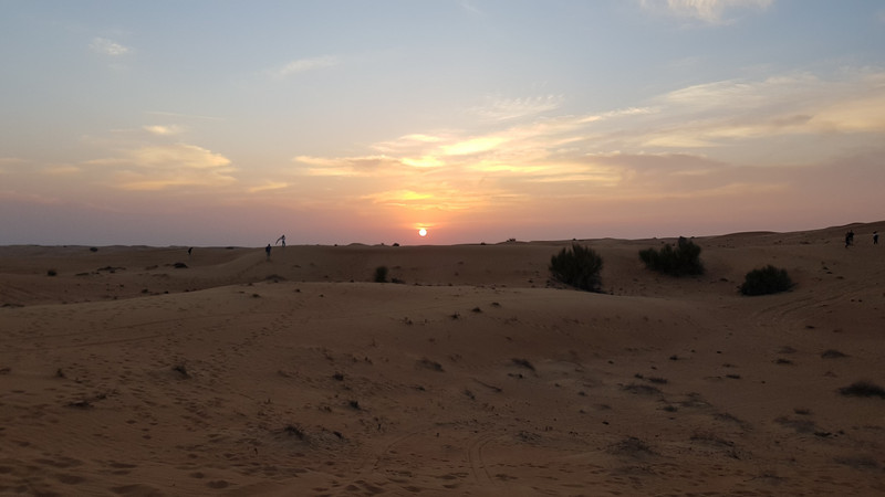 Sonnenuntergang in der Wüste.