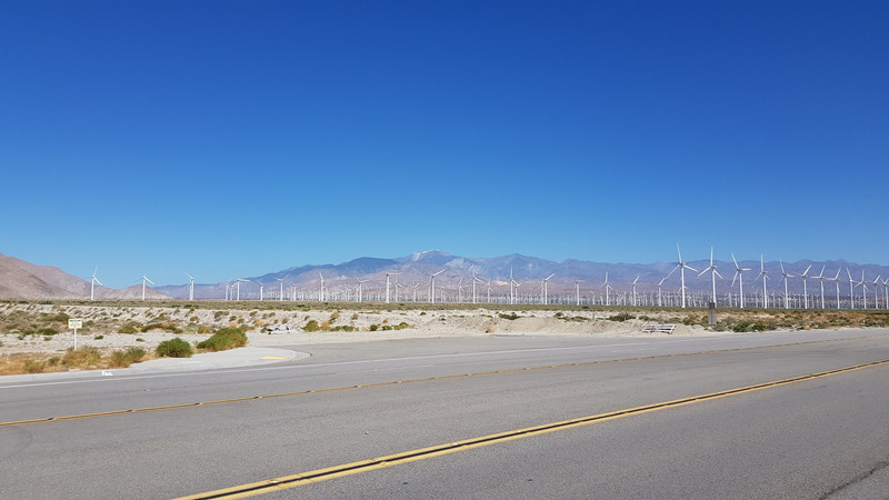 Große WIndkraftanlage bei Palm Springs.
