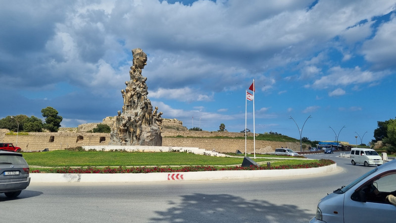 Türkisches Denkmal.