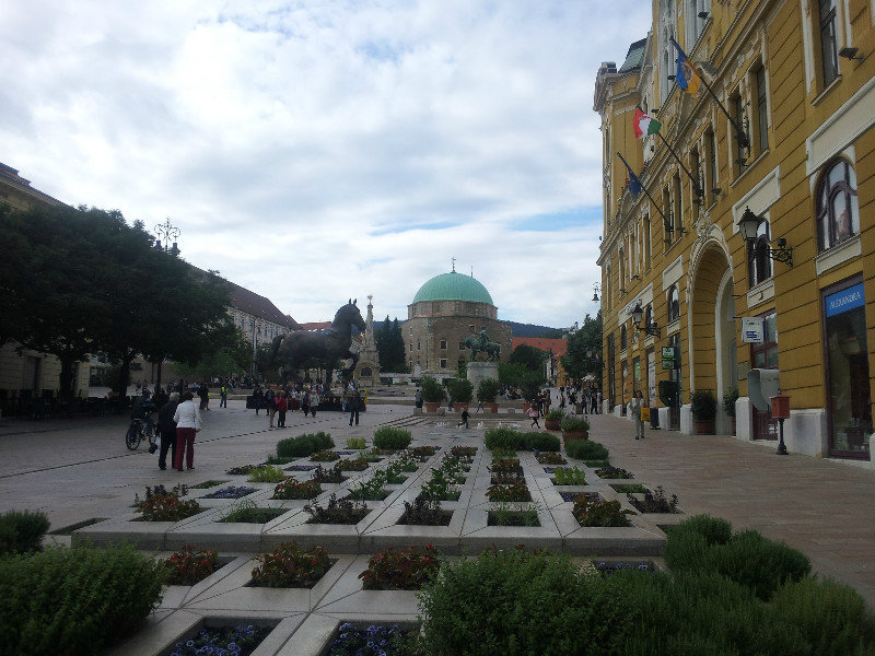 Der zentrale Platz von Pecs