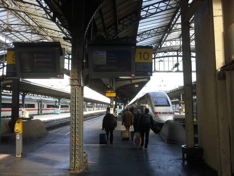 Abfahrt am Pariser Gare de l'Est.