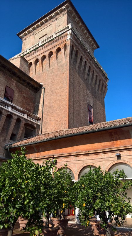 Castello Estense.