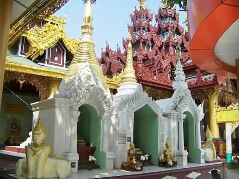Shwedagon 16