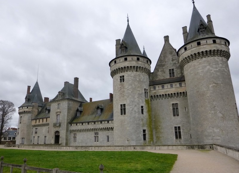 Sully Chateau