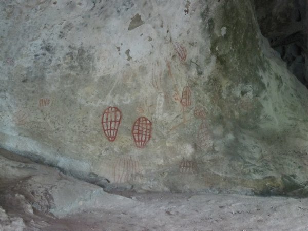 Rock art in a cave on the Whitsundays