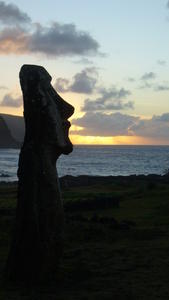 Moai aislado en Tongariki