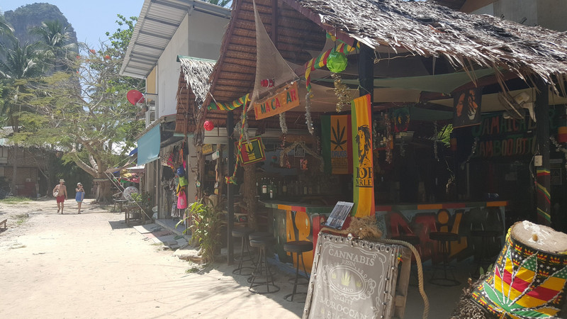 Chillige Bar in Railay Beach