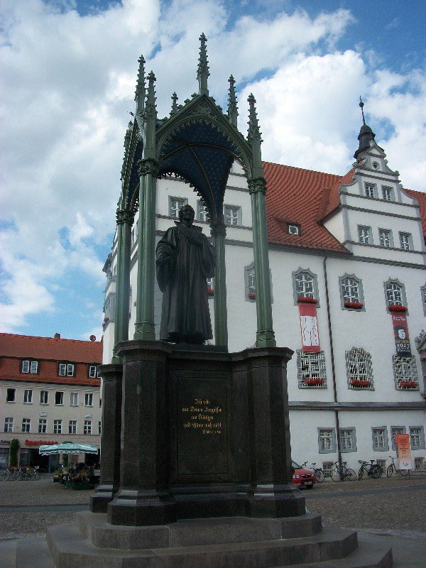 statue next to luther