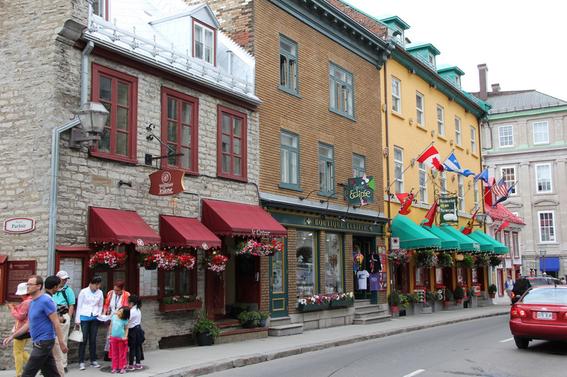 Shops and art galleries in Quebec city