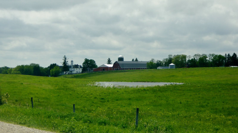 une ferme grande taille