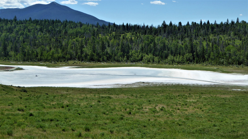 un lac salé