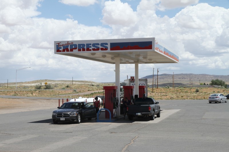 Dans une station d'essence, en direction de Monument Valley