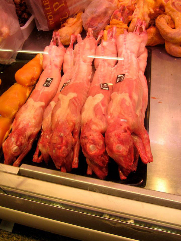 Fresh meat found at Mercat del Born