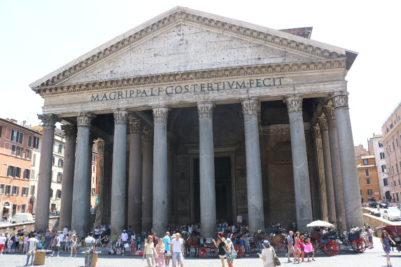 Pantheon front