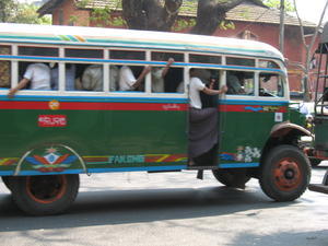 Yangon bus