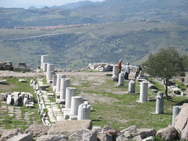 Pergamon arcade 