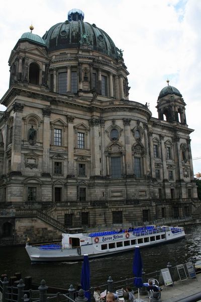 Berliner Dom at Spree river