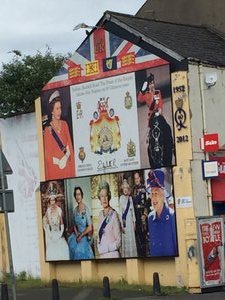 They like the Queen in this area