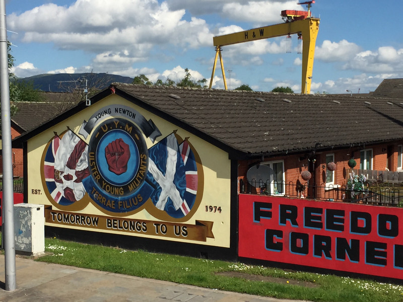 Loyalist mural and H&W crane in the background