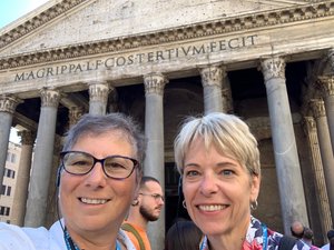 Selfie at pantheon 
