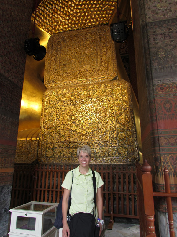 Lori in front of the Reclining Buddha
