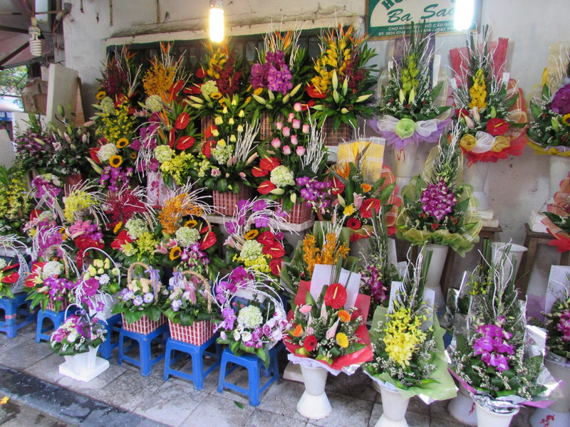 Hanoi flower stall