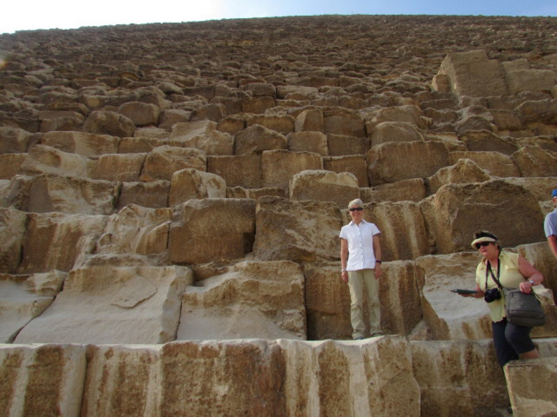 Lori on the side of Khufu&#39;s pyramid