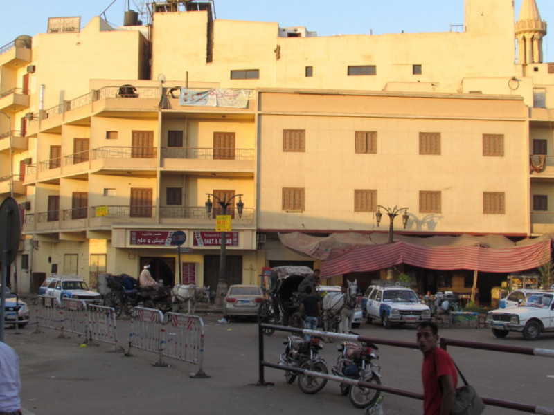 Luxor street scenes