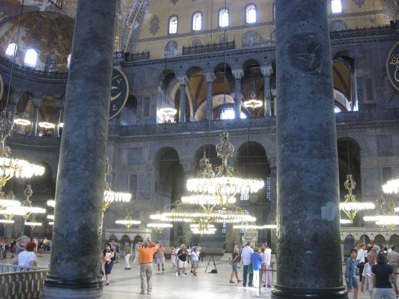 Hagia Sopia ·Main Floor and marble columns