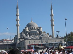 The Yeni Camii or "New" Mosque - finished in 1663