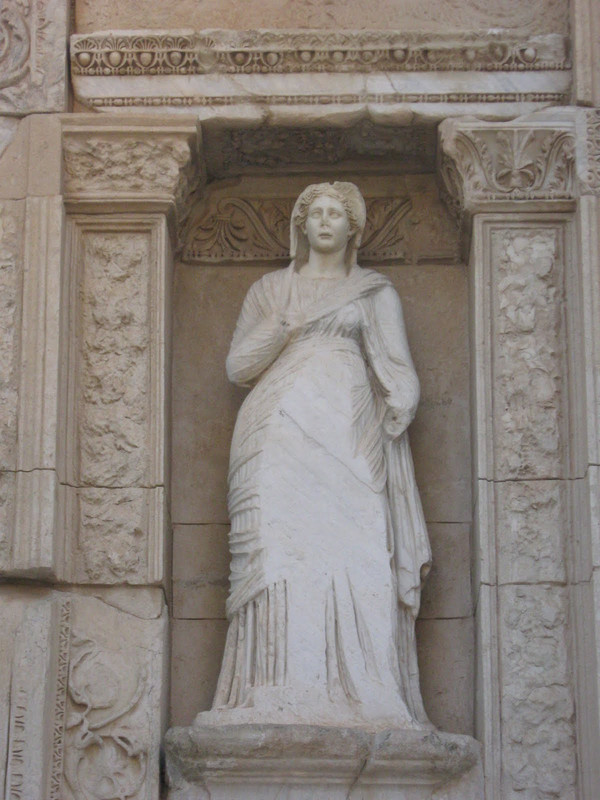 Library of Celsus statue