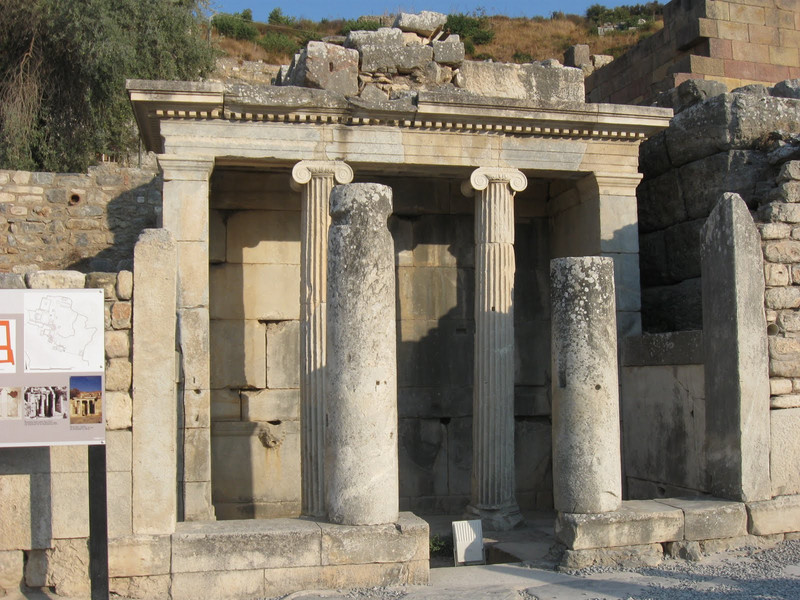 The Hellenistic Fountain