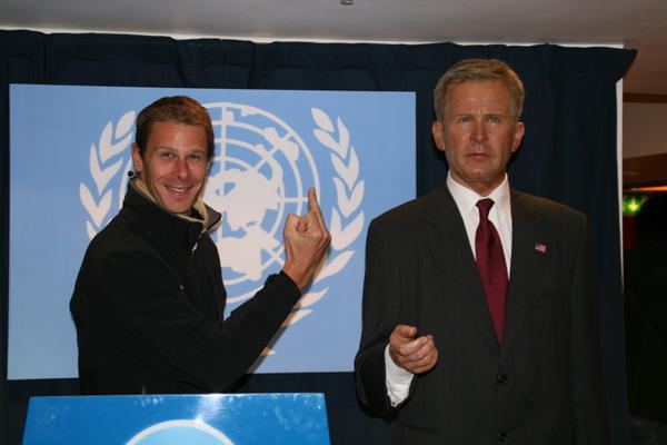 Caught up with George Bush....Wanker! Madame Tussaud's wax museum