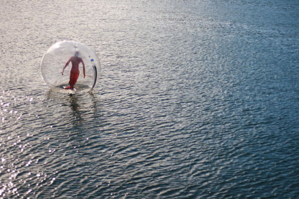 Floating People Art | Photo