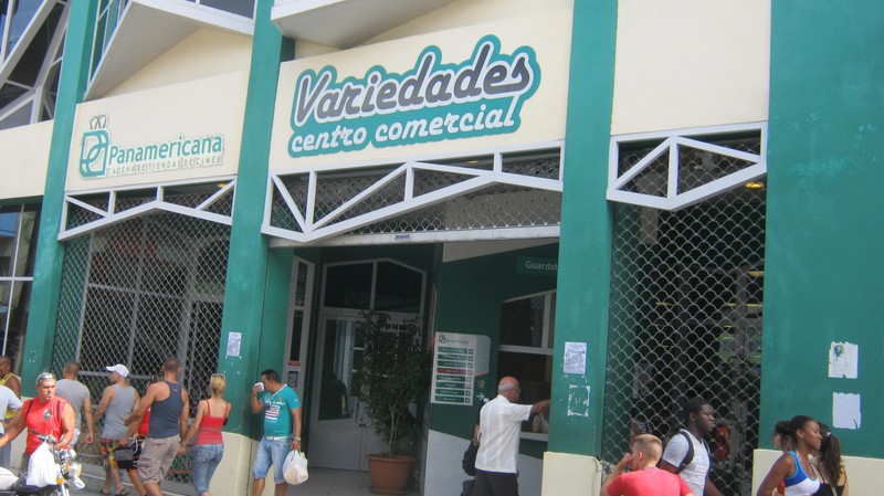 Shopping in Matanzas