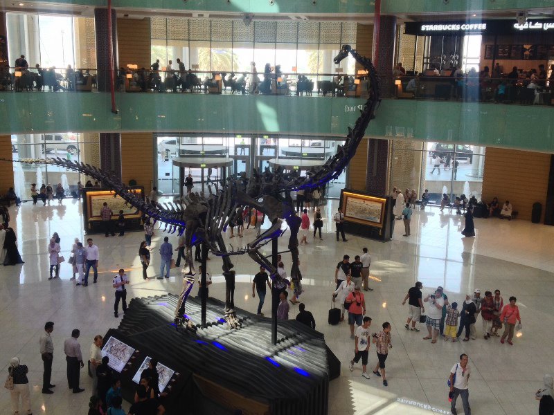 Full scale dinosaur