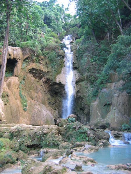 Kuang Si Falls