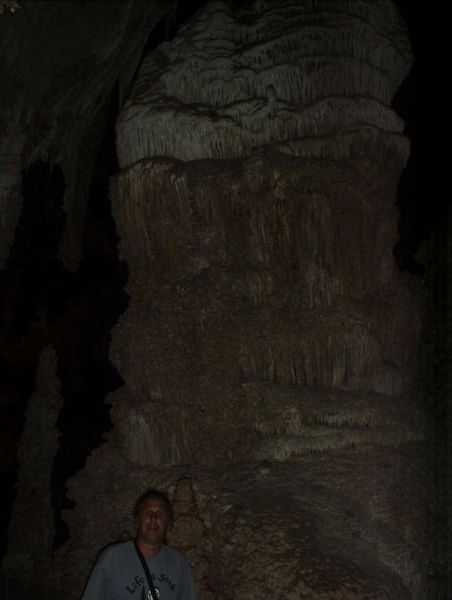Tommee in cave