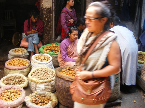Wholesale Betel nut vendors at the Market