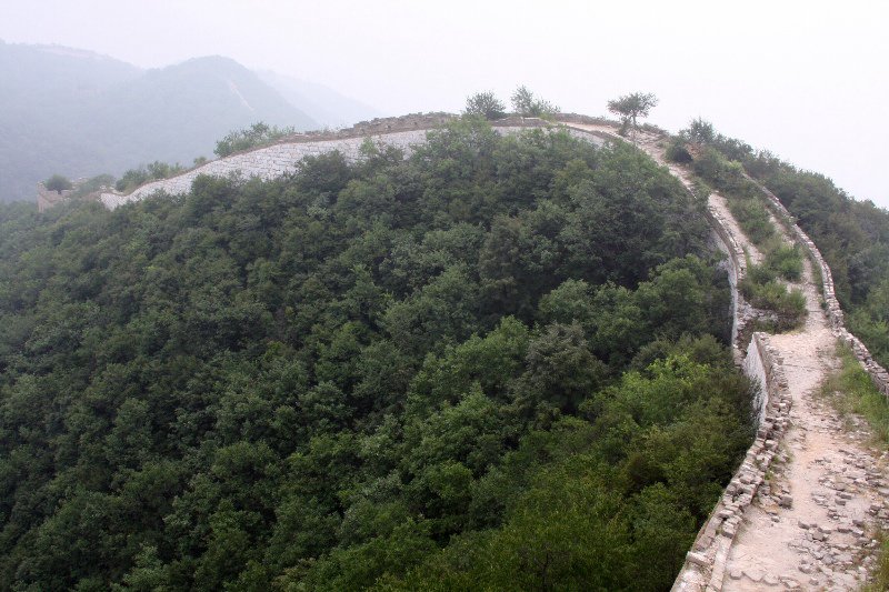 Beijing  Great wall at Jinkaou to Mutiayoiu