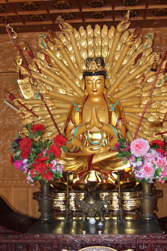 The 1000 armed Buddha 