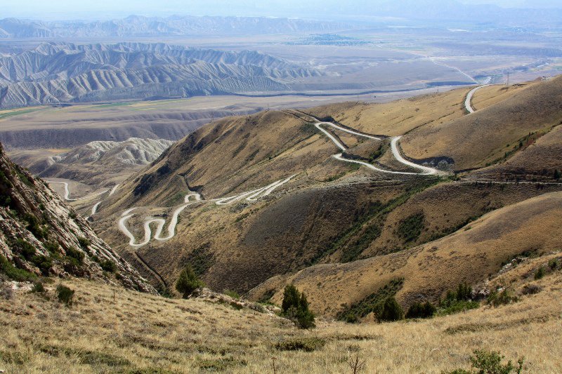 Hairpins on the Fergana range near Kazarman