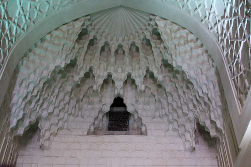 "Chanderlier" ceiling of Yasaui Mausoleum